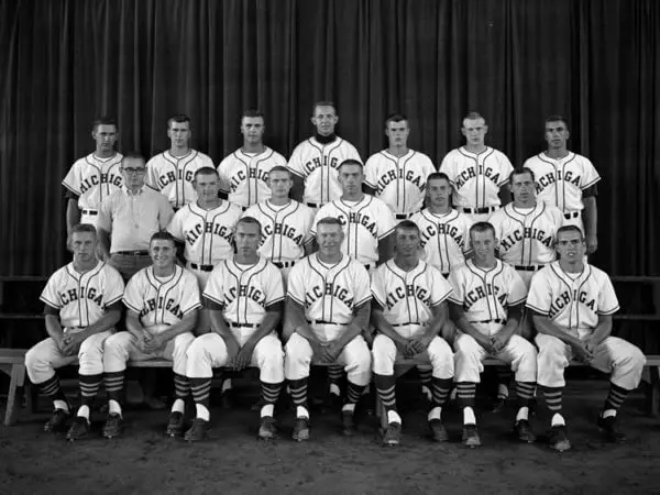 1962_Michigan_Baseball_Team_Photo