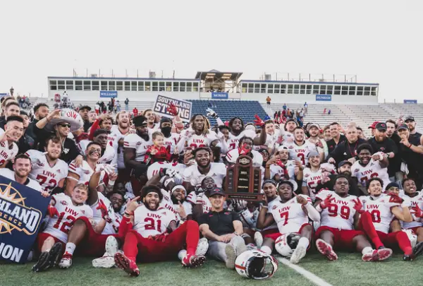 UIW Crowned 2021 Southland Conference Champions