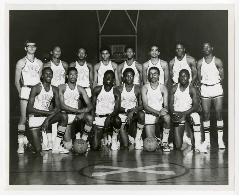 1935: Xavier basketball team