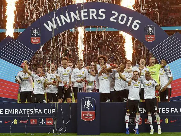 2016: The Manchester United club wins its twelfth FA Cup