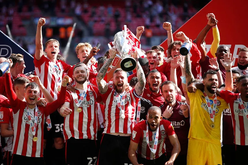 Brentford promoted to the Premier League for the first time