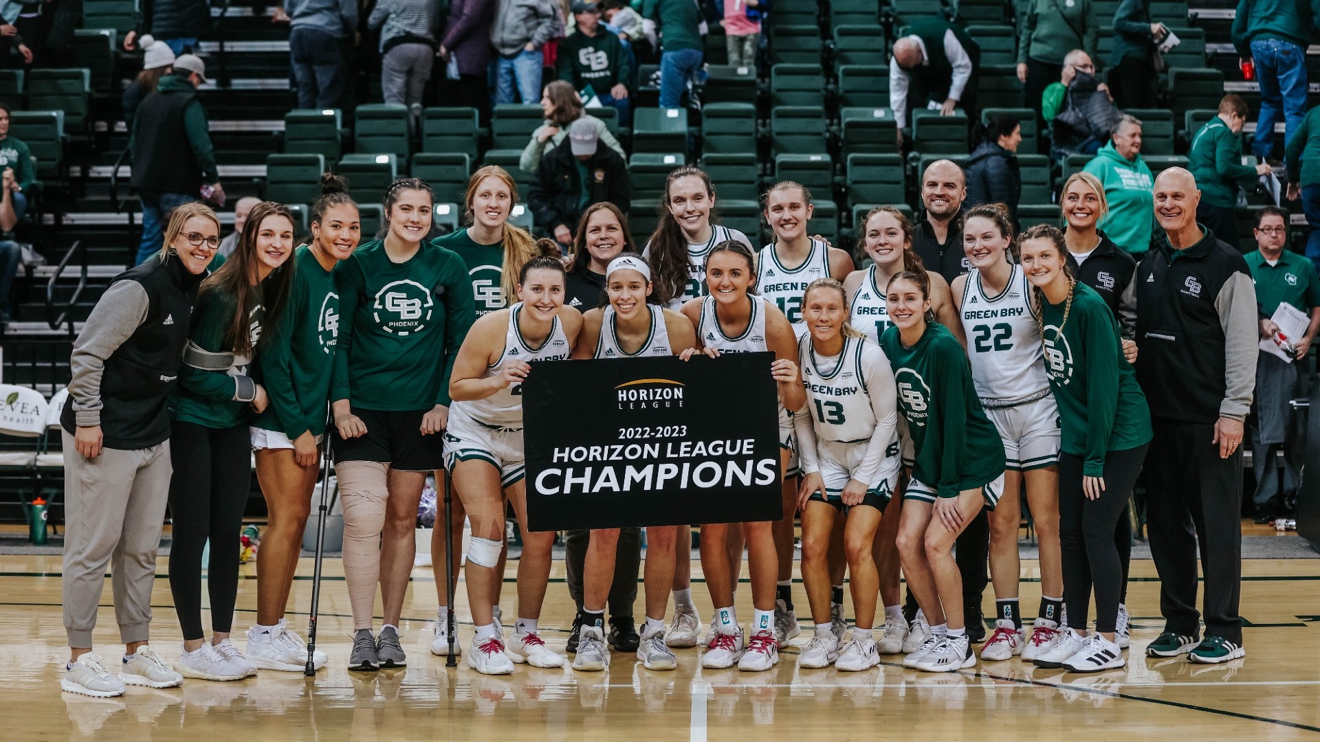 Green Bay Phoenix women's basketball