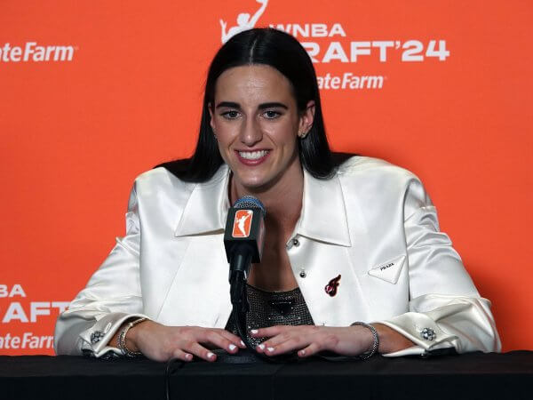 Caitlin_Clark,_2024_WNBA_Draft