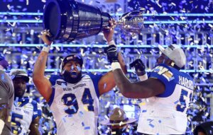 BOMBERS WIN BACK-TO-BACK (CFL) GREY CUPS